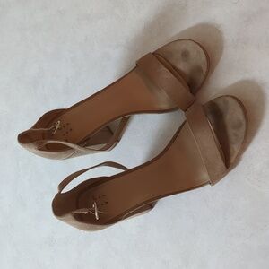 A New Day Tan Heels size 10
